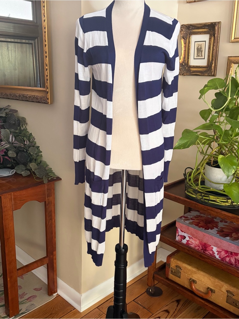 Joseph A SzMd Striped Navy&White Open-Front long Women’s Cardigan Sweater